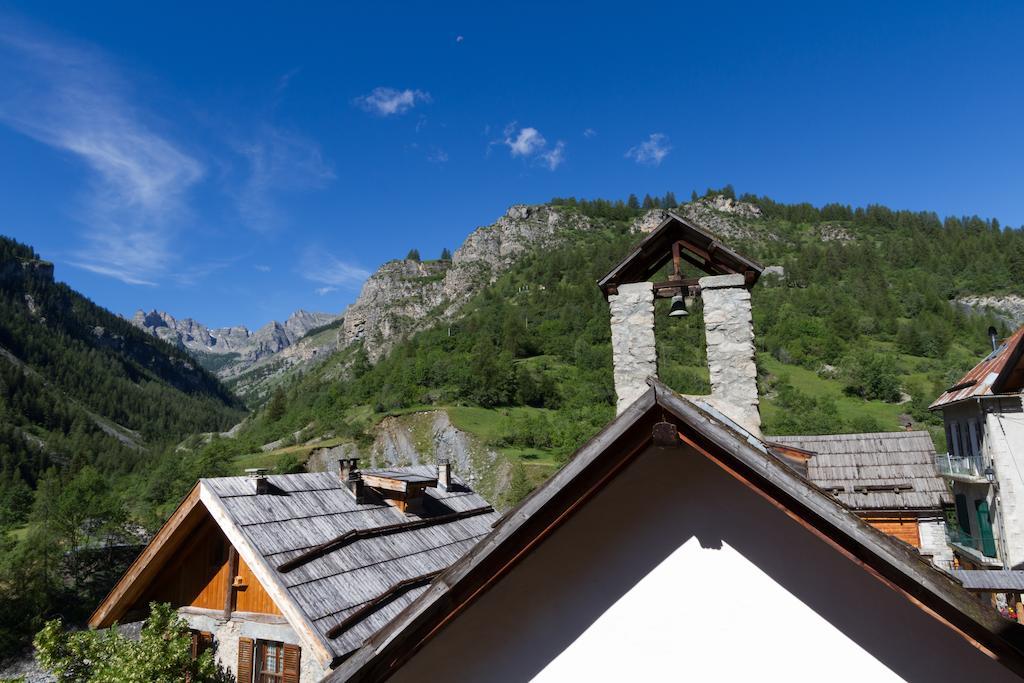 La Petite Etoile D'Hotes En Mercantour Saint-Dalmas-le-Selvage Eksteriør bilde