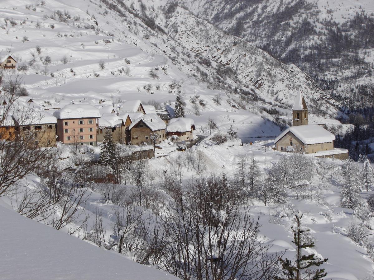 La Petite Etoile D'Hotes En Mercantour Saint-Dalmas-le-Selvage Eksteriør bilde